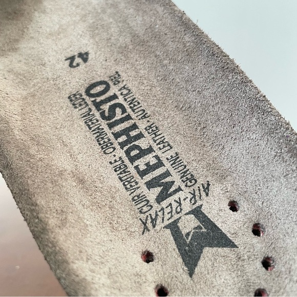 Mephisto Women’s Black Leather Sandals - Picture 6 of 9